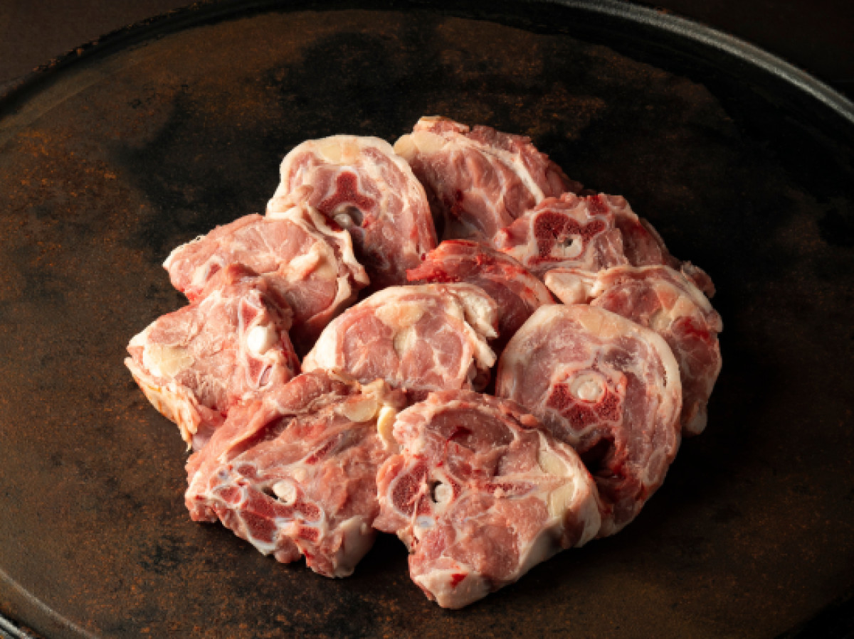 Sauté d'agneau de Lait  avec os (1kg) CONGELE