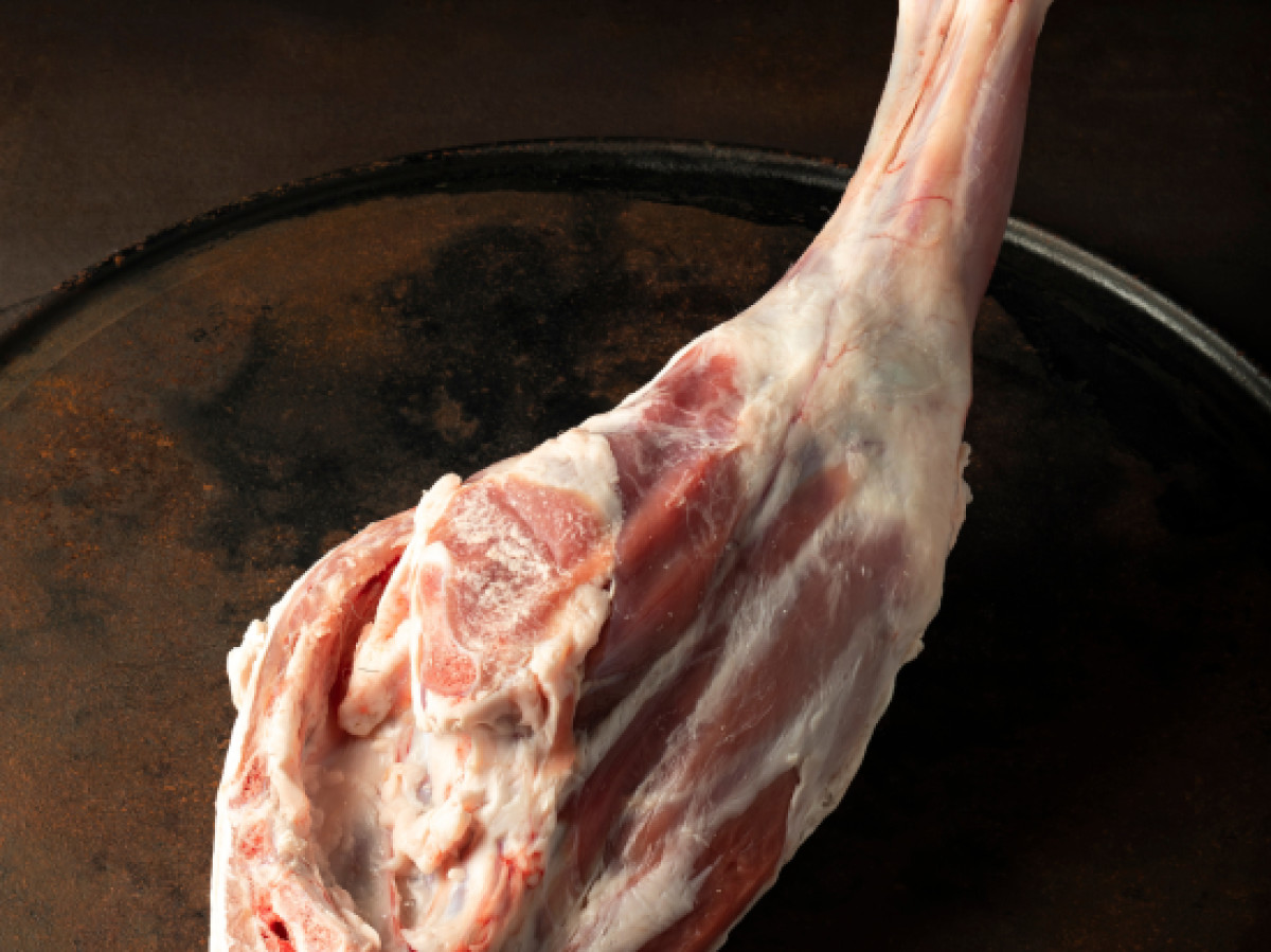 Gigot agneau de Lait congelé avec os (1kg)